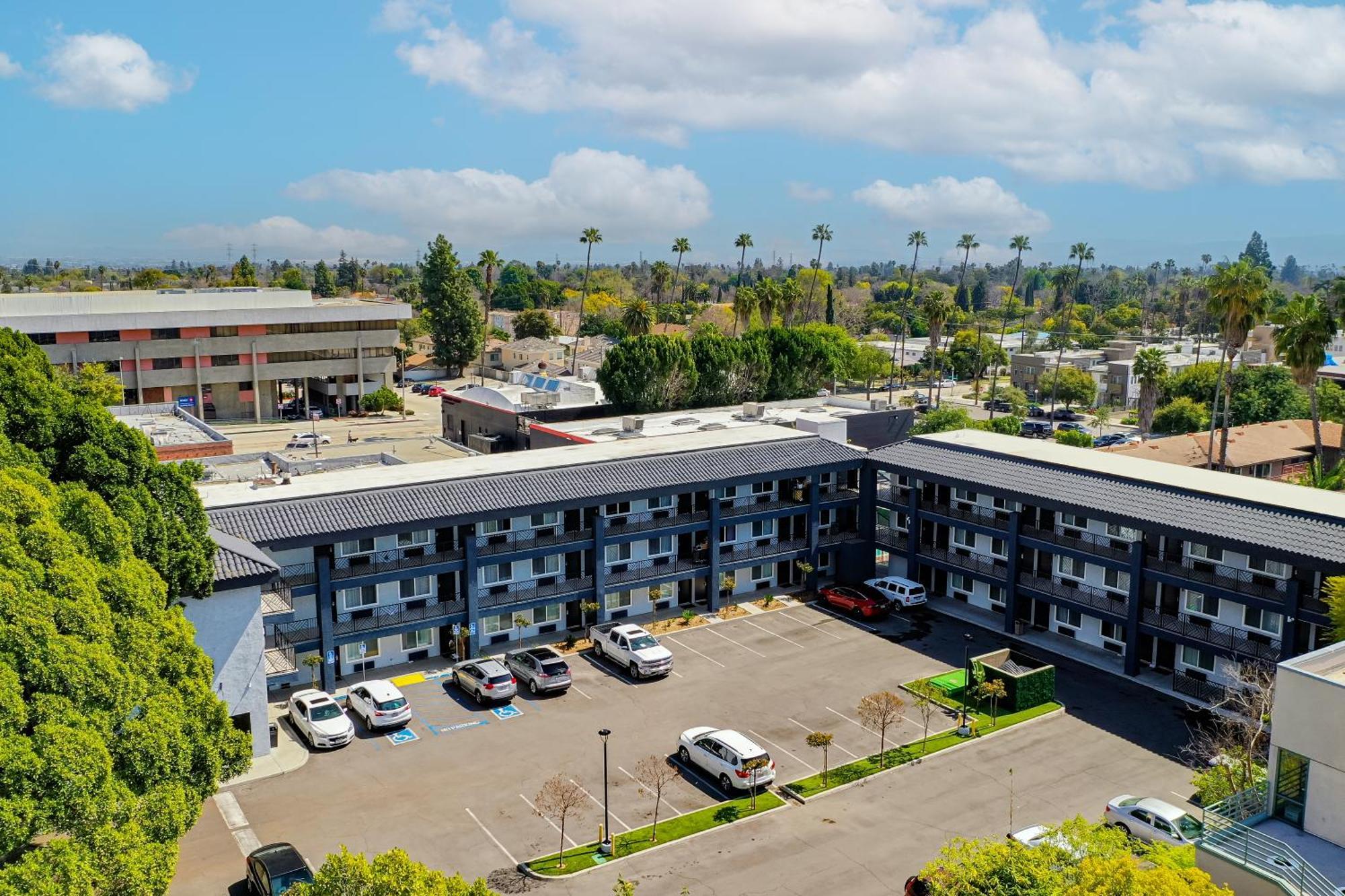 Hyland Inn Near Pasadena Civic Center エクステリア 写真