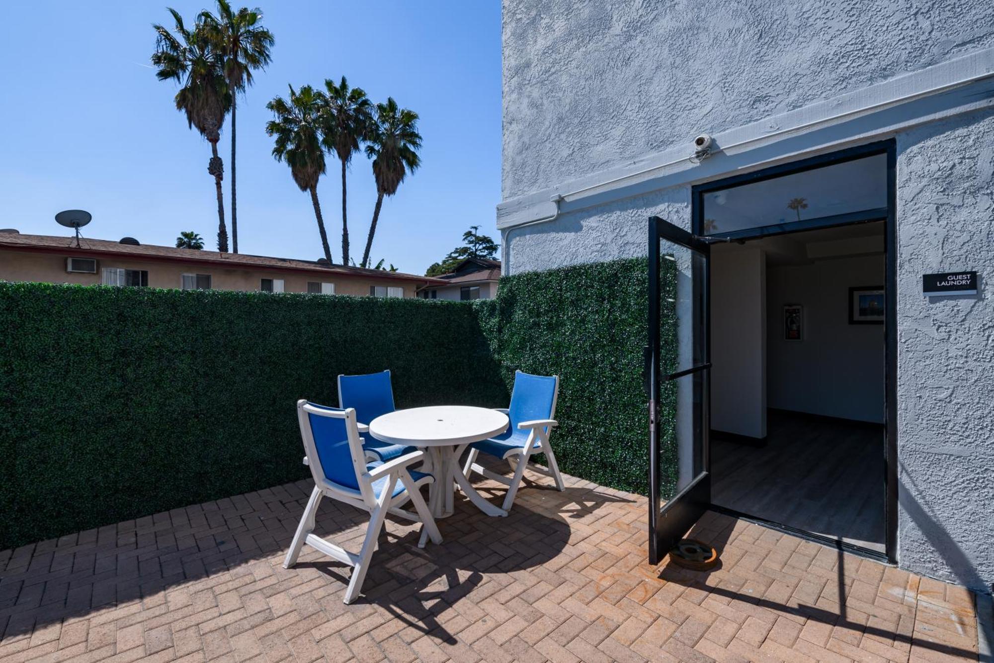 Hyland Inn Near Pasadena Civic Center エクステリア 写真