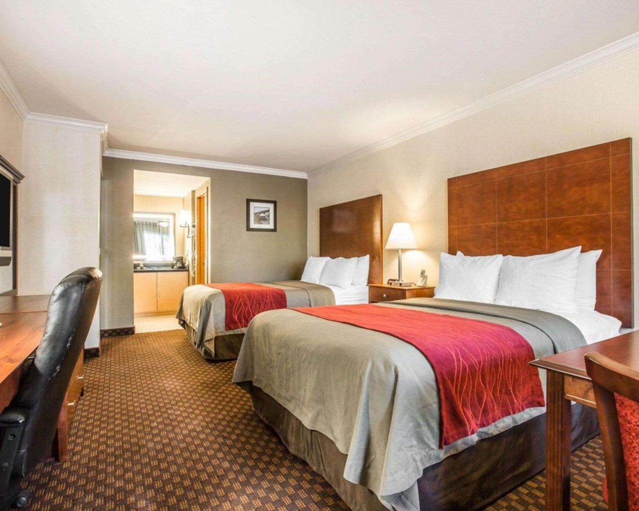Hyland Inn Near Pasadena Civic Center エクステリア 写真