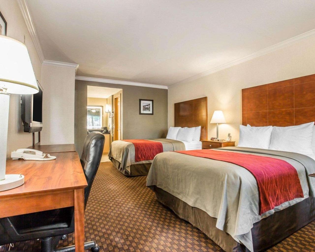 Hyland Inn Near Pasadena Civic Center エクステリア 写真