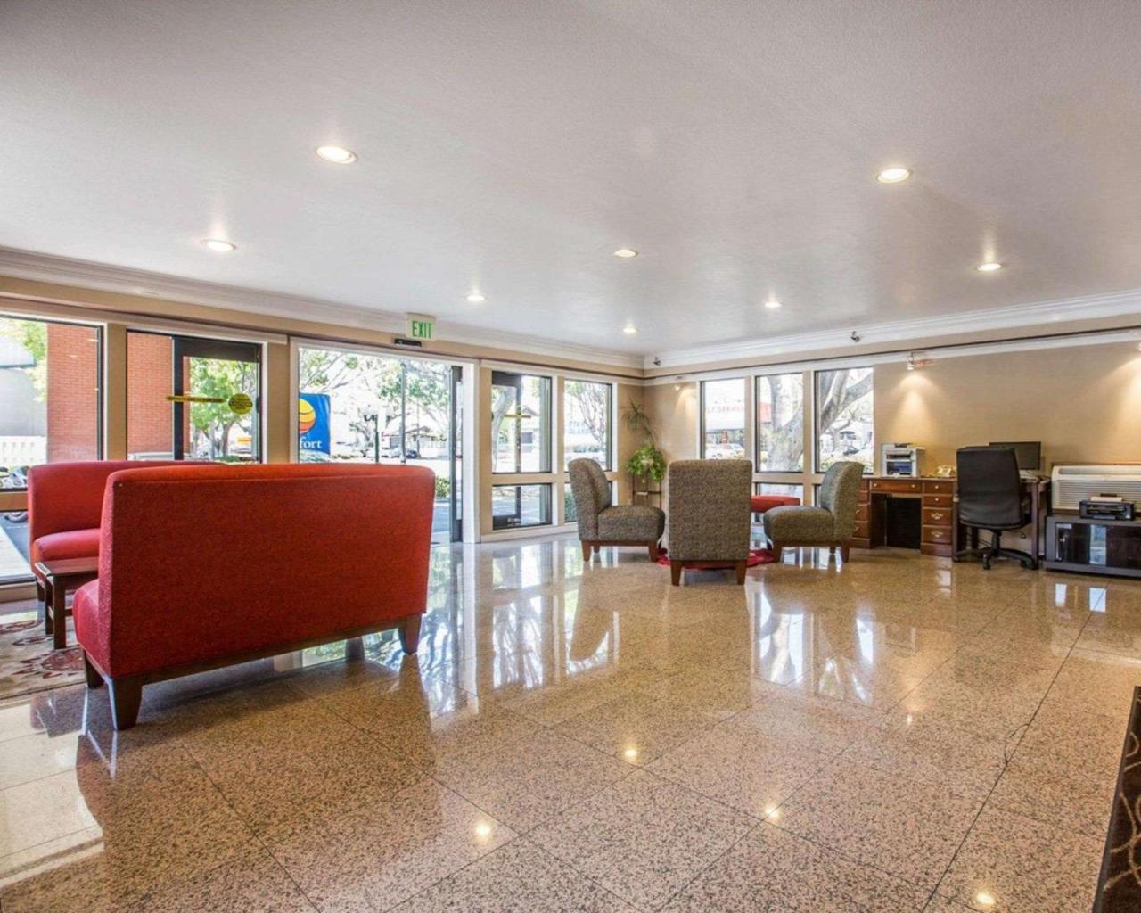 Hyland Inn Near Pasadena Civic Center エクステリア 写真