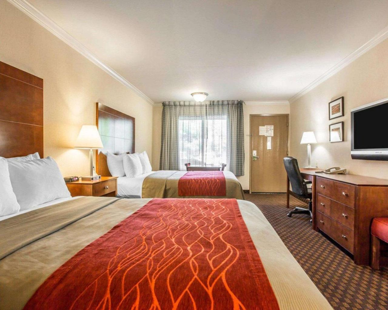Hyland Inn Near Pasadena Civic Center エクステリア 写真