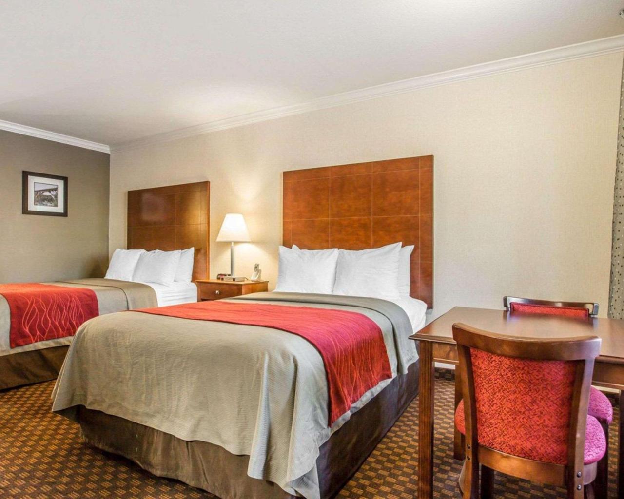 Hyland Inn Near Pasadena Civic Center エクステリア 写真